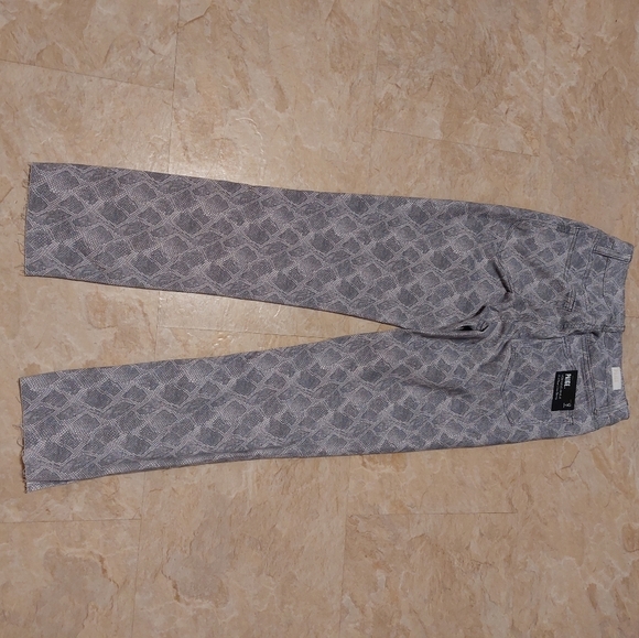 Paige  hoxton slim ouseam slit jeans bnwt size 26 - Picture 8 of 11